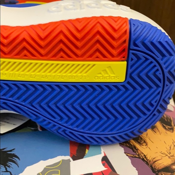 Adidas Captain Marvel’s Hi tops - Picture 9 of 14